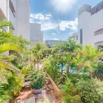 Ideal Group Getaway 4 Blocks To The Beach & Pool