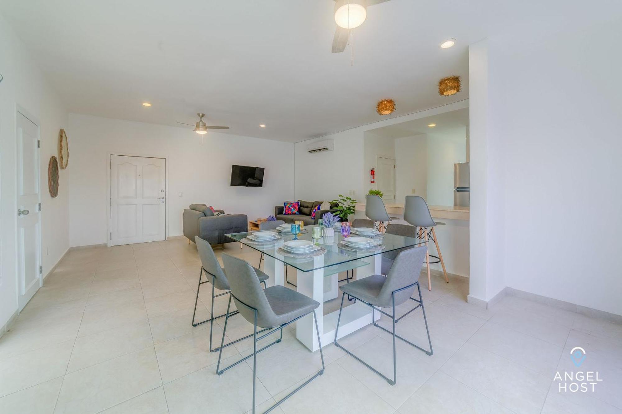 Apartamento Ideal Group Getaway 4 Blocks To The & Pool *