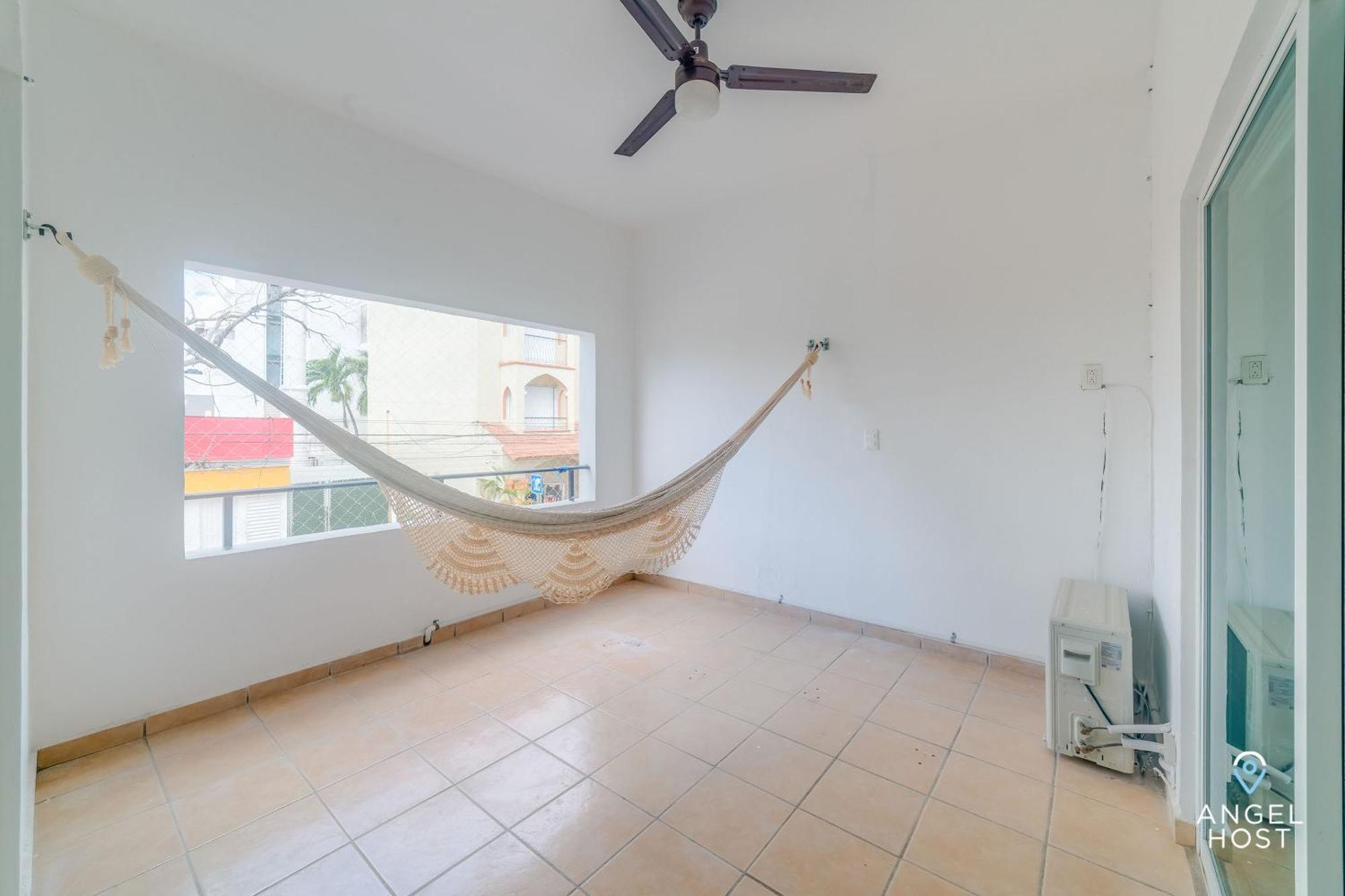 Ideal Group Getaway 4 Blocks To The & Pool * Playa del Carmen